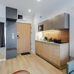 Stylowe Very Berry W Poznaniu Z Parkingiem I Balkonem By Renters アパート