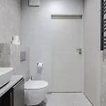 Stylowe Very Berry W Poznaniu Z Parkingiem I Balkonem By Renters *