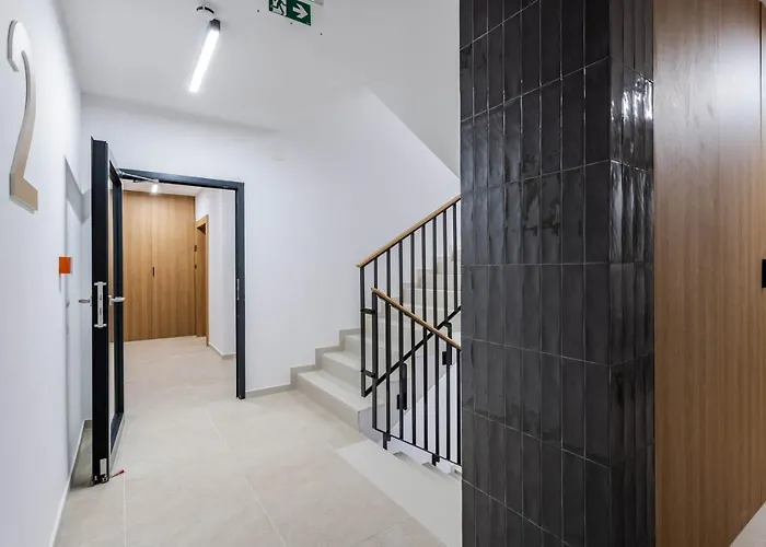 Stylowe Very Berry W Poznaniu Z Parkingiem I Balkonem By Renters * ポズナン