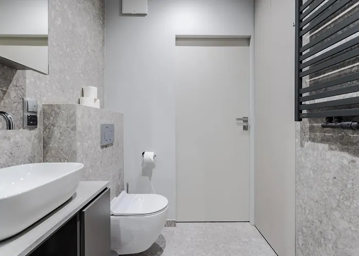 Stylowe Very Berry W Poznaniu Z Parkingiem I Balkonem By Renters *