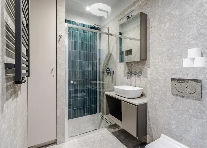 Stylowe Very Berry W Poznaniu Z Parkingiem I Balkonem By Renters