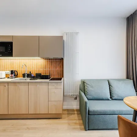 Stylowe Very Berry W Poznaniu Z Parkingiem I Balkonem By Renters *