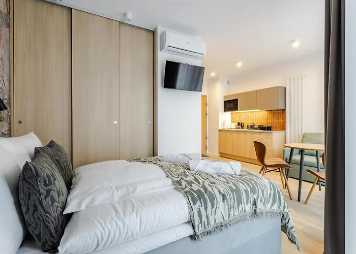 Stylowe Very Berry W Poznaniu Z Parkingiem I Balkonem By Renters Apartmán