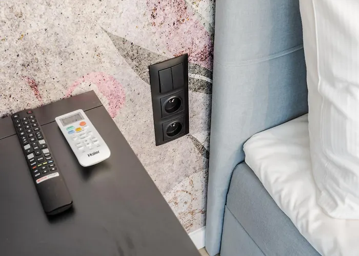 Stylowe Very Berry W Poznaniu Z Parkingiem I Balkonem By Renters * Poznan