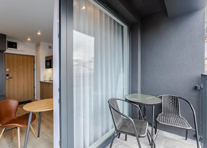 Apartment Stylowe Very Berry W Poznaniu Z Parkingiem I Balkonem By Renters *